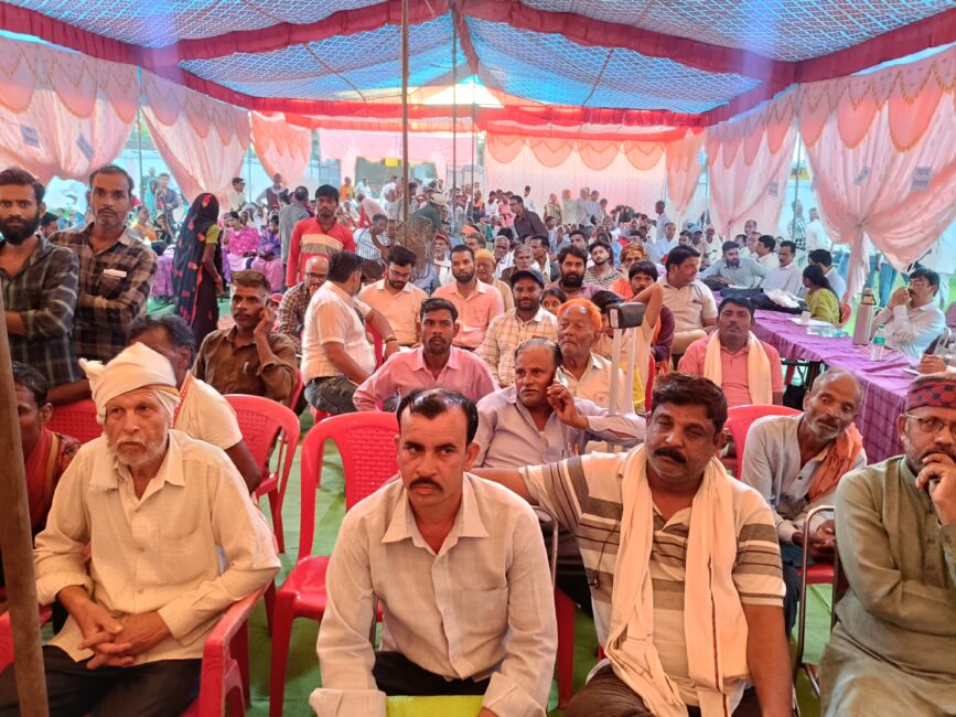 1000723929 कटनी खितौली में आयोजित जनसंवाद में सुनीं गई 125 ग्रामीणों की समस्याएं