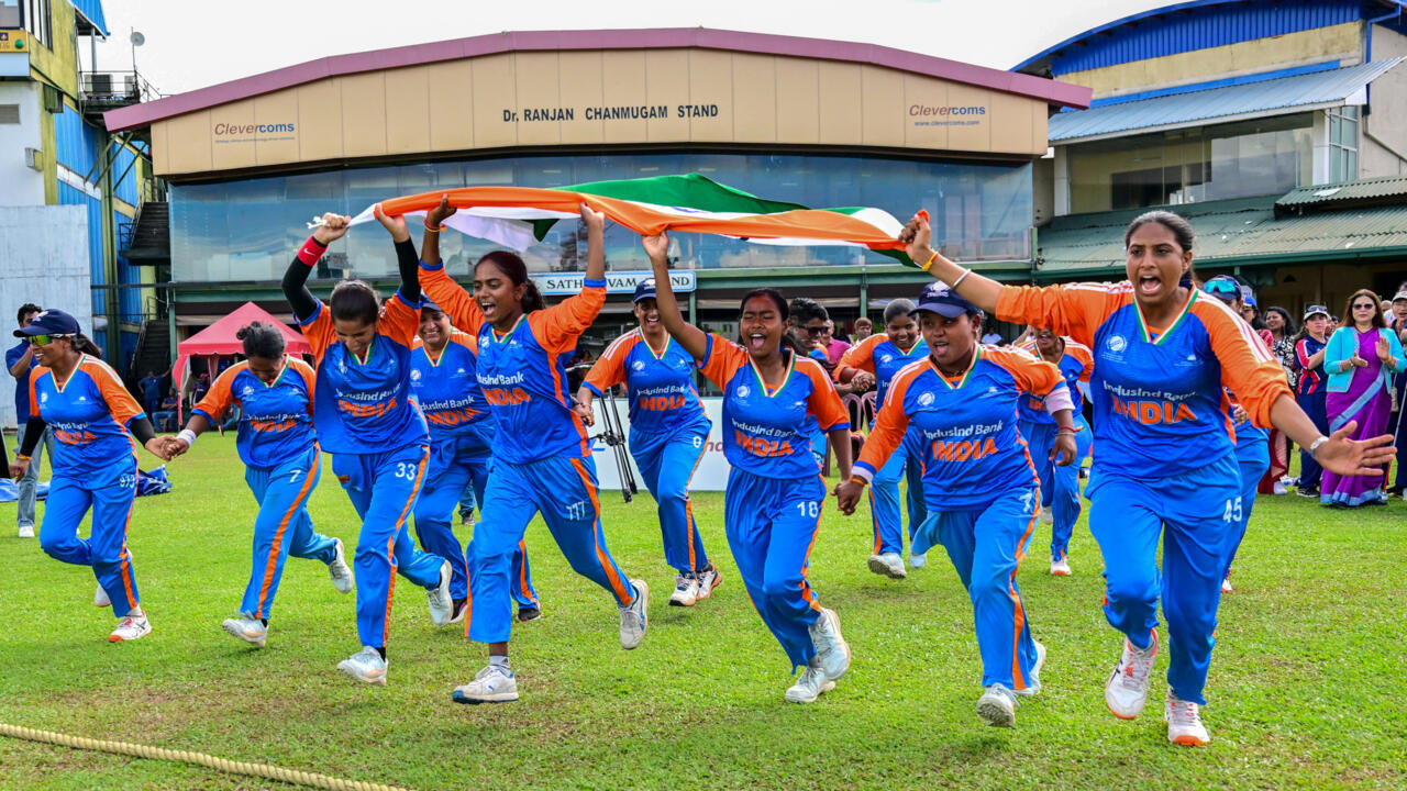 39d6739f89ba696e11574e7b41df85f8b14fc673 भारत की नेत्रहीन महिला टीम ने रचा इतिहास, T20 World Cup चैम्पियन बनी