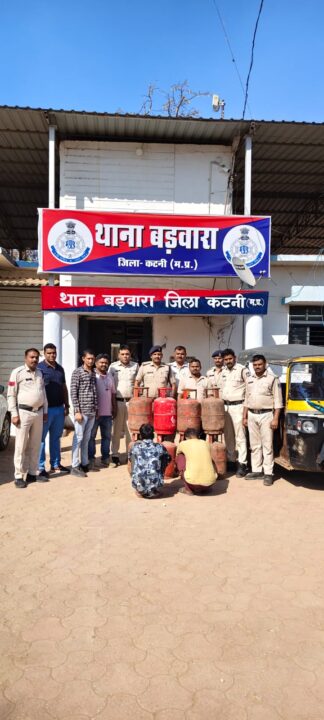 बड़वारा पुलिस नें किया गैस सिलेण्डर चोर गिरोह का पर्दाफाश 1 1001496790 बड़वारा पुलिस नें किया गैस सिलेण्डर चोर गिरोह का पर्दाफाश