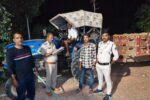 IMG 20260528 WA0000 कटनी में माफियाओं पर 'क्रैकडाउन': आधी रात को कंजिया पुल पर बिछा पुलिस का जाल, अवैध रेत से लदा ट्रैक्टर जप्त