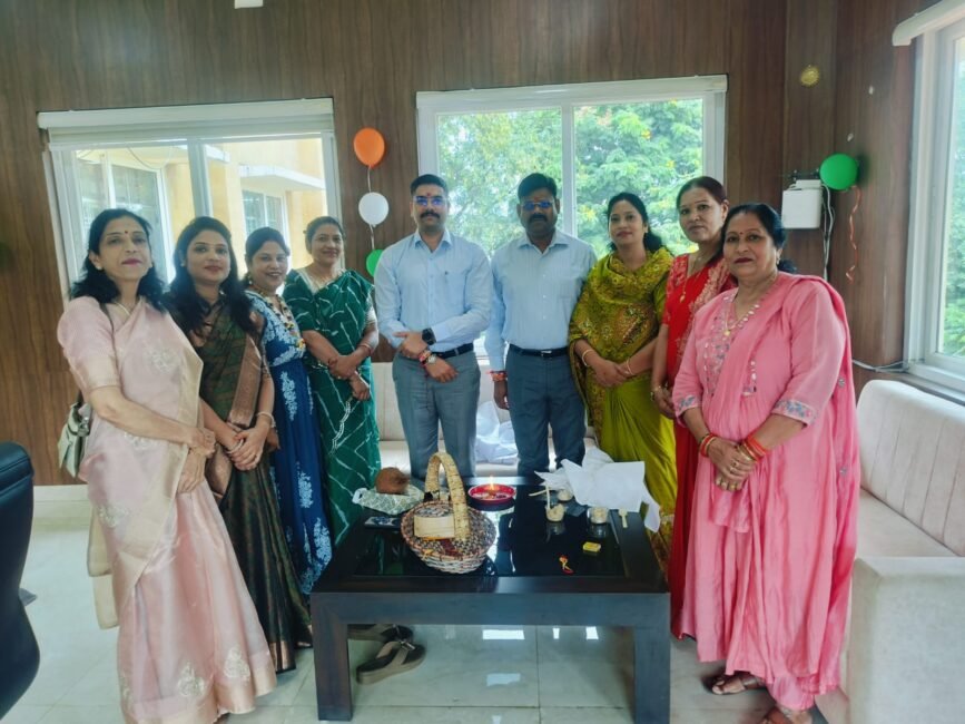 IMG 20260831 WA0009 महिला मोर्चा मातृशक्ति ने पुलिसकर्मियों को बांधी राखी