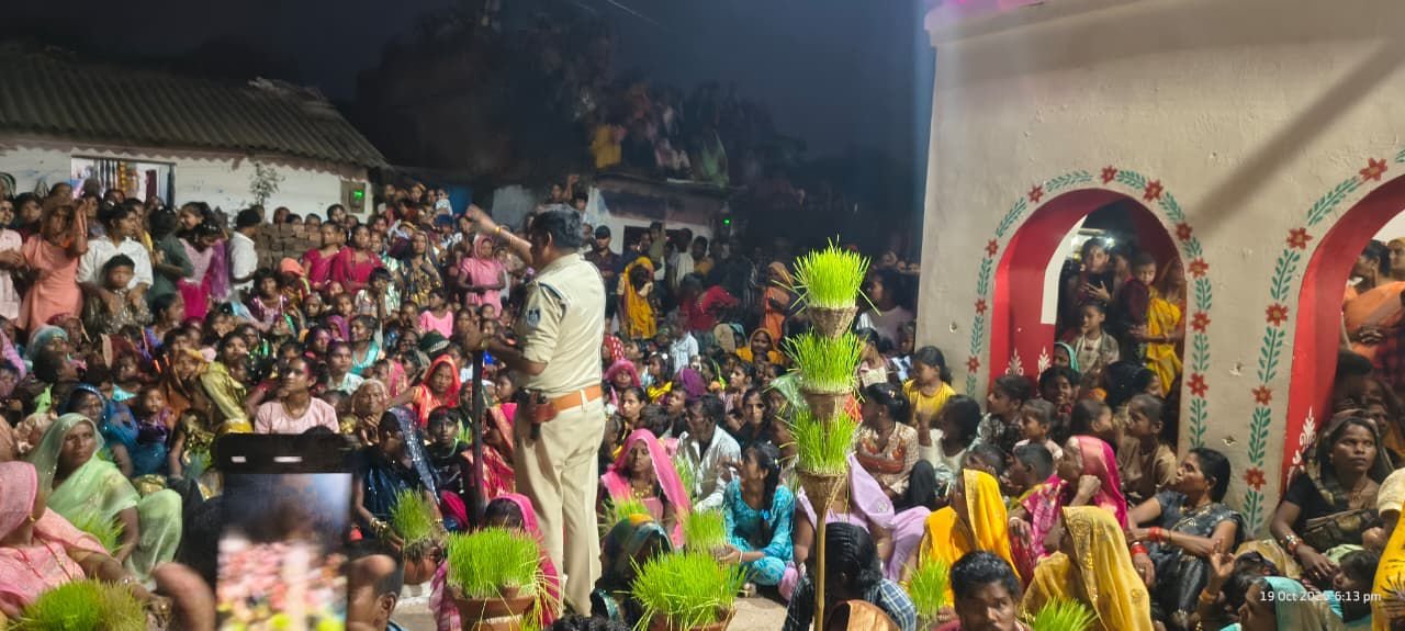 IMG 20261020 WA0010 निवार में धूमधाम से निकला दुर्गा प्रतिमा विसर्जन जुलूस, श्रद्धा और भक्ति के साथ जवारे विसर्जन संपन्न