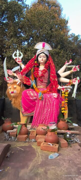 IMG 20261022 WA0001 ग्राम पंचायत पहाड़ी निवार में धूमधाम से मनाया गया दशहरा पर्व, मेन बाजार दुर्गा उत्सव समिति ने कराया भव्य देवी जागरण